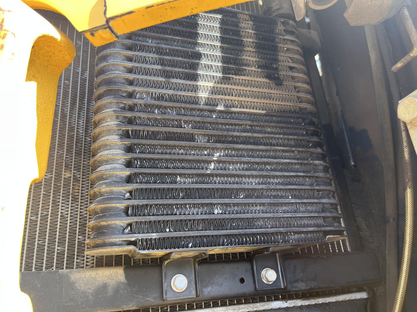 ./imagenes/INVOICE/2019/15056/JOHN DEERE 27C (35).JPG